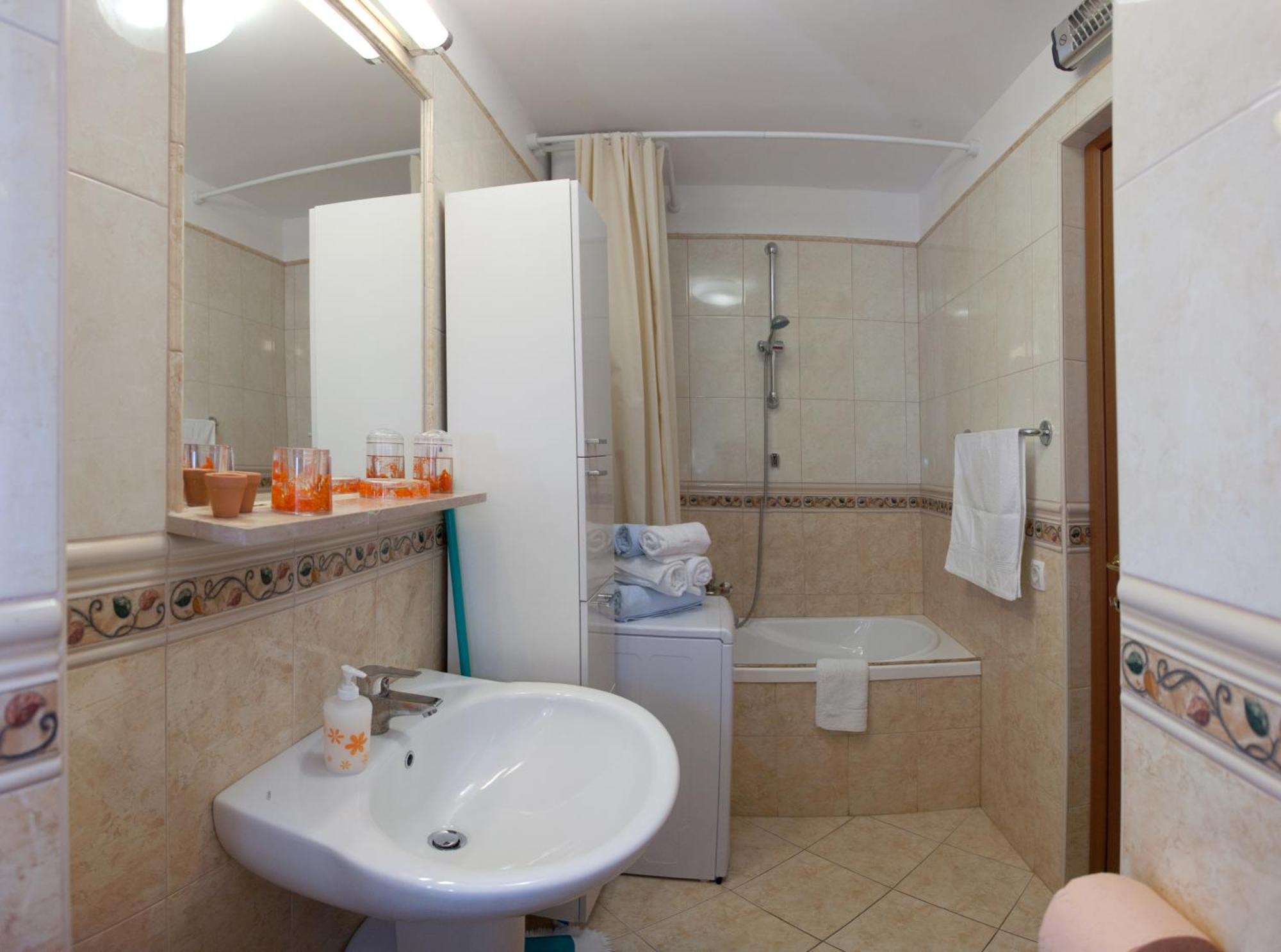 Residence Apartments Anamaria Podstrana Exterior foto